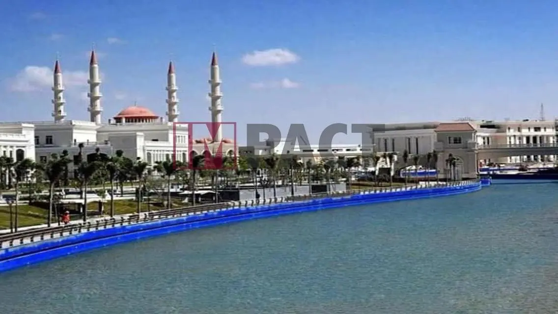 منزل فاخر بمسبح خاص وحديقة، مثالي للعائلات