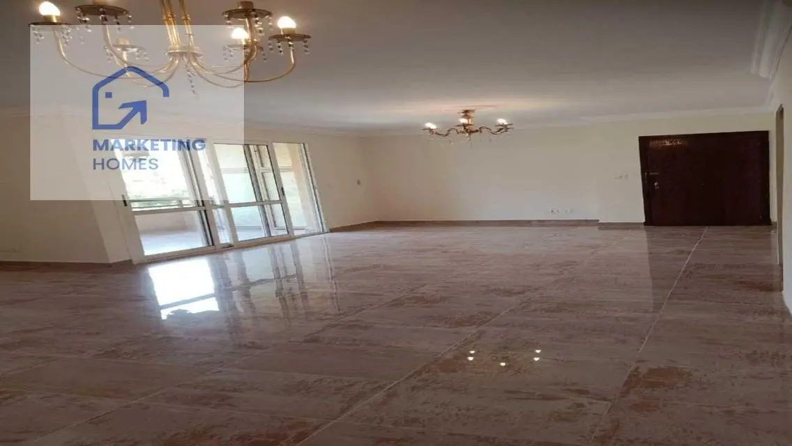 شقة للبيع بالرحاب موقع مميز بالمطبخ والتكيفات