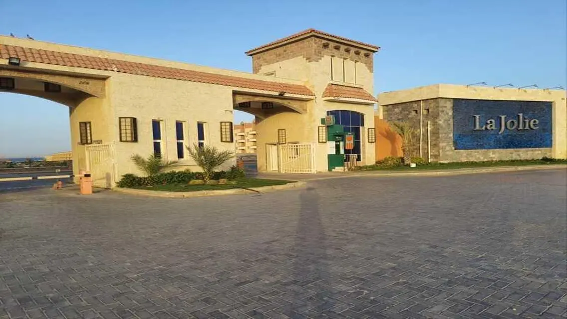 Chalet for sale, ground floor with garden, La Joli