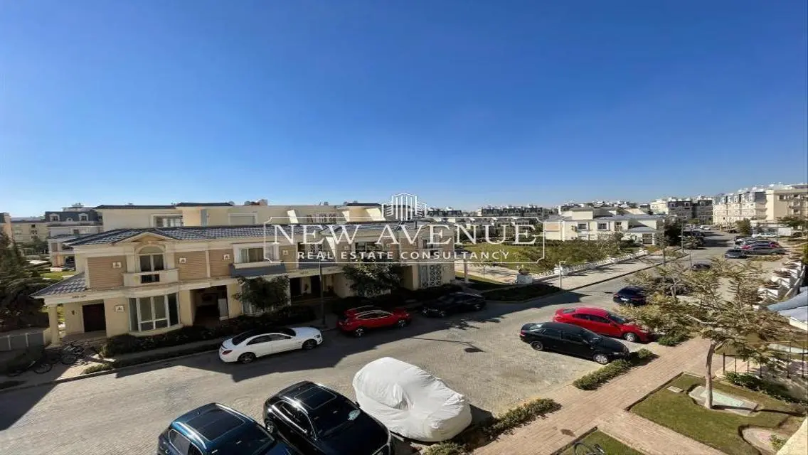 Duplex for sale direct on south 90 attractive price