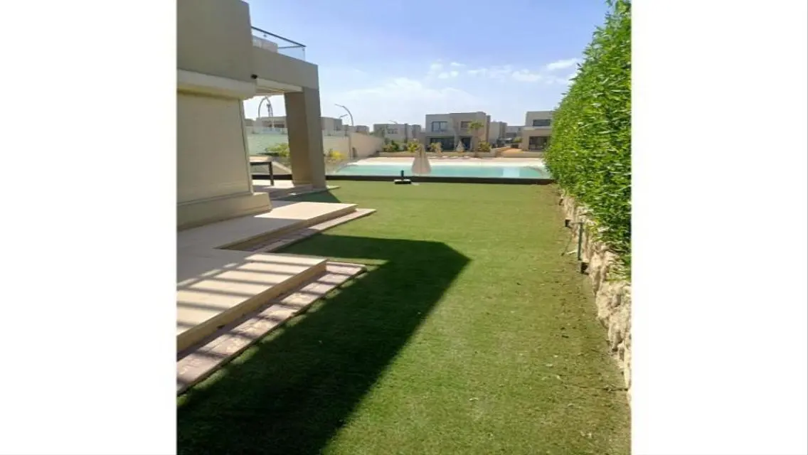 Senior chalet furnished with garden at Azha