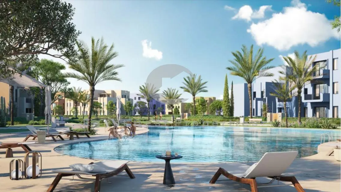 شاليه بإطلالة علي البحر بدون مقدم وتقسيط علي 6سنين