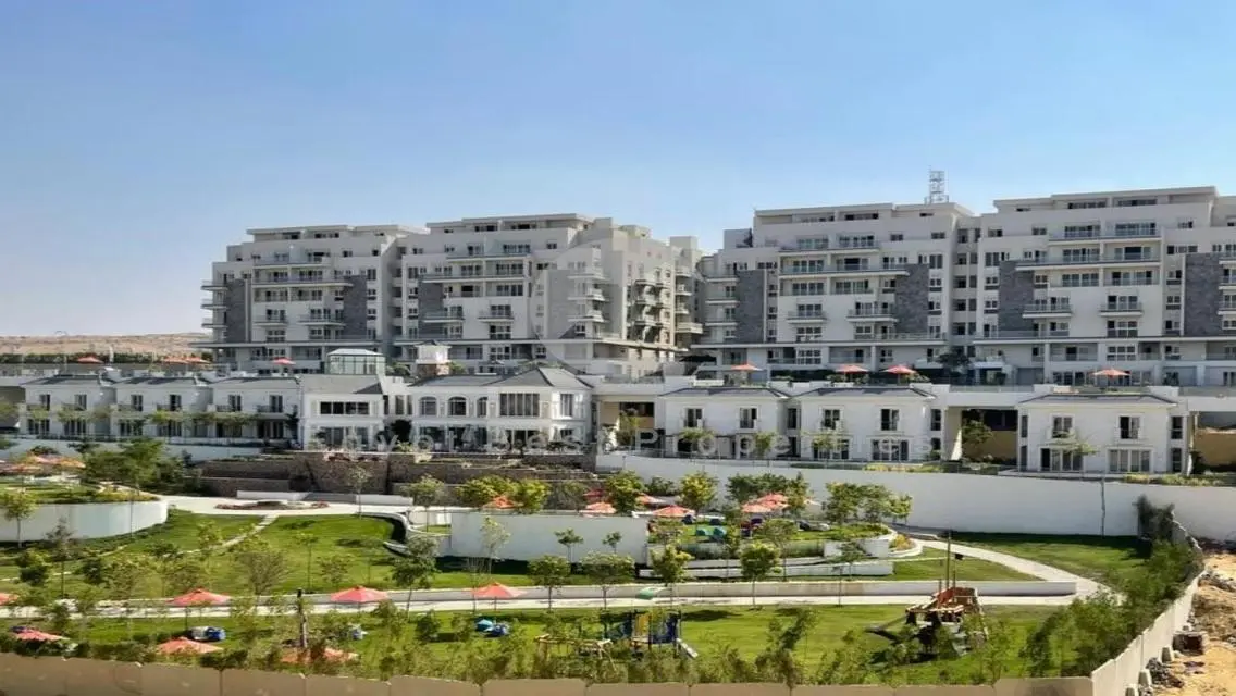 Ready Townhouse with Instalments in MV iCity.