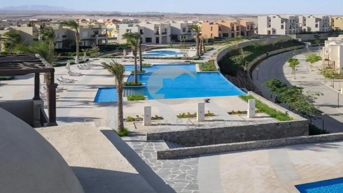 3 Bedroom Duplex 1st Row Lagoon in Makadi Heights