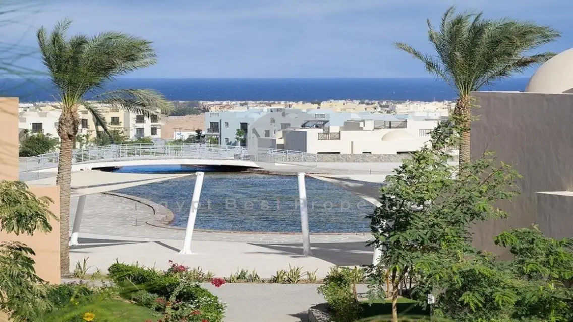 3 Bedroom Duplex 1st Row Lagoon in Makadi Heights