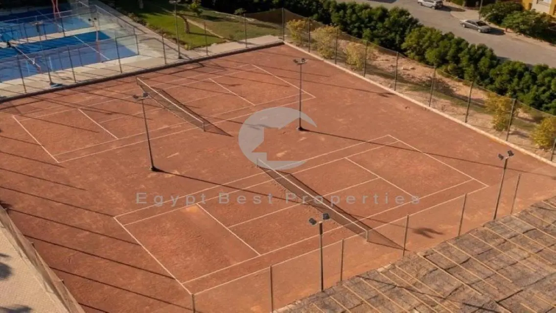 3 Bedroom Duplex 1st Row Lagoon in Makadi Heights