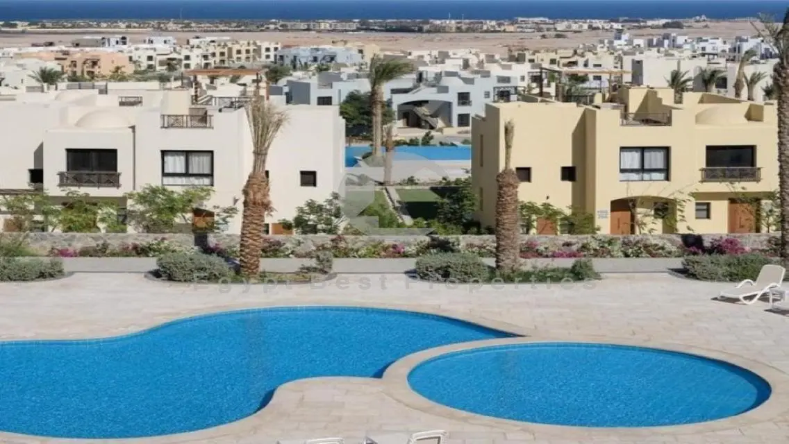 3 Bedroom Duplex 1st Row Lagoon in Makadi Heights