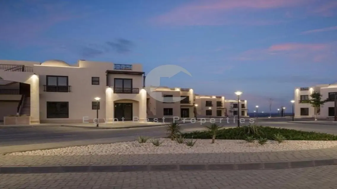 3 Bedroom Duplex 1st Row Lagoon in Makadi Heights