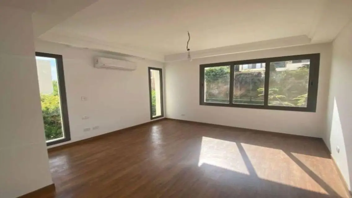 Luxury Apartment for Sale in the Heart of the City