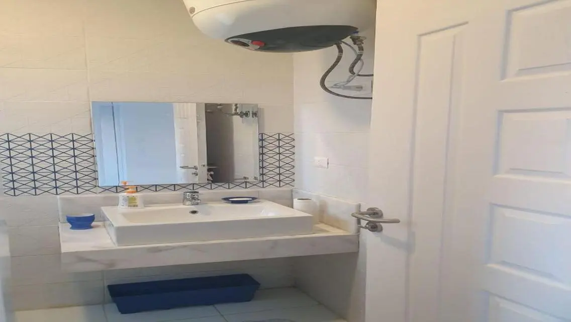 villa for sale with sea view in Mountain View Ras