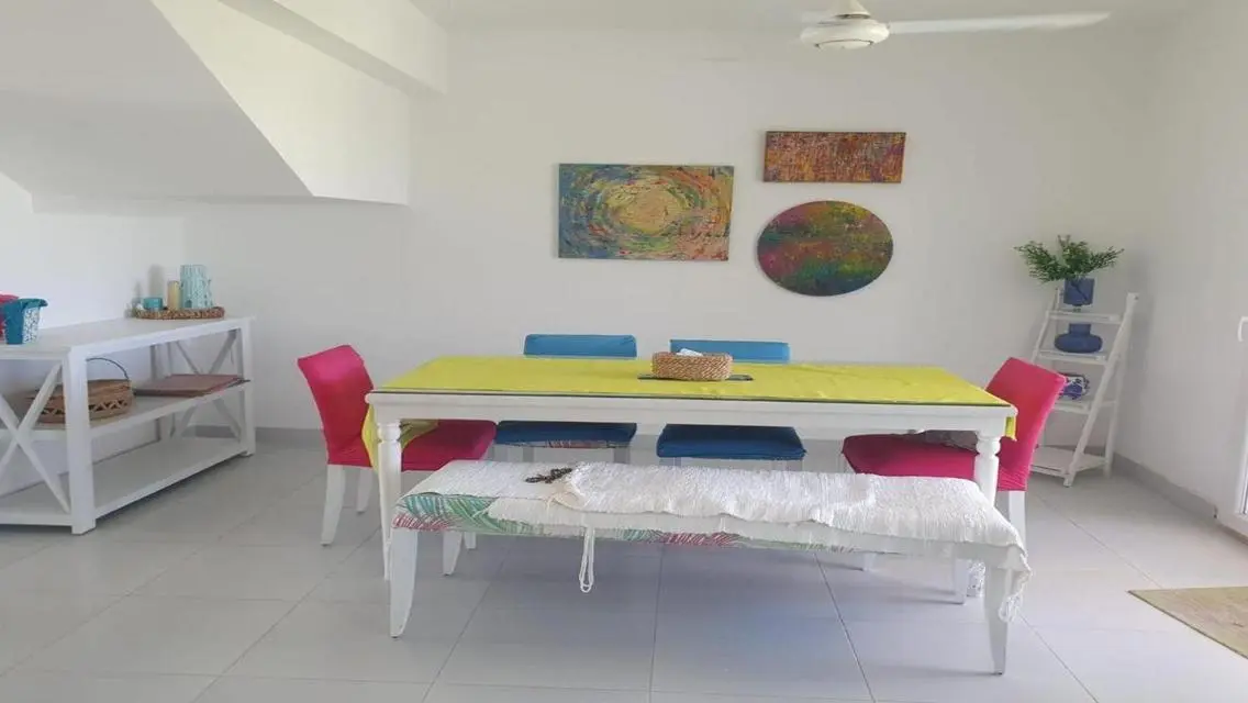 villa for sale with sea view in Mountain View Ras