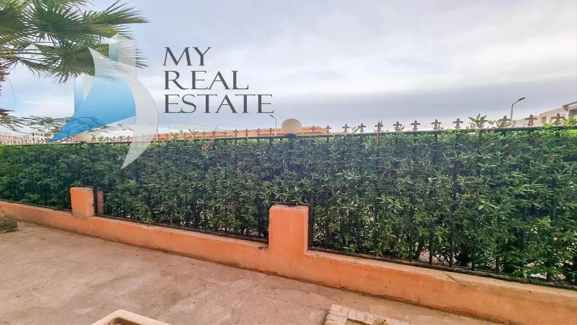 Spacious 2 beds/ 2 bath for sale in El Kawther