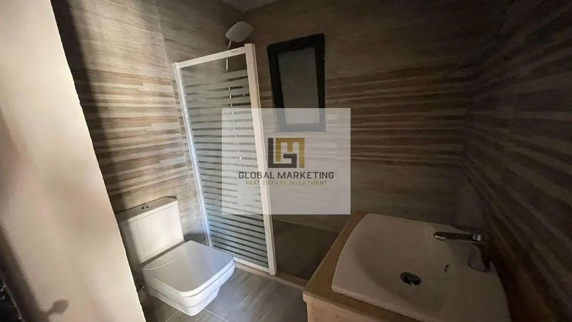 شقه ارضى بجاردن مفروش للايجار بكمبوند ليك فيو