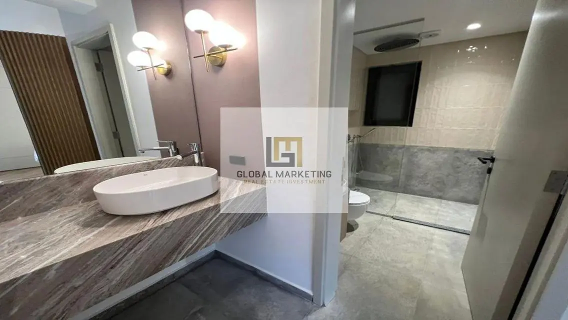 Fully furnished apartment, prime location