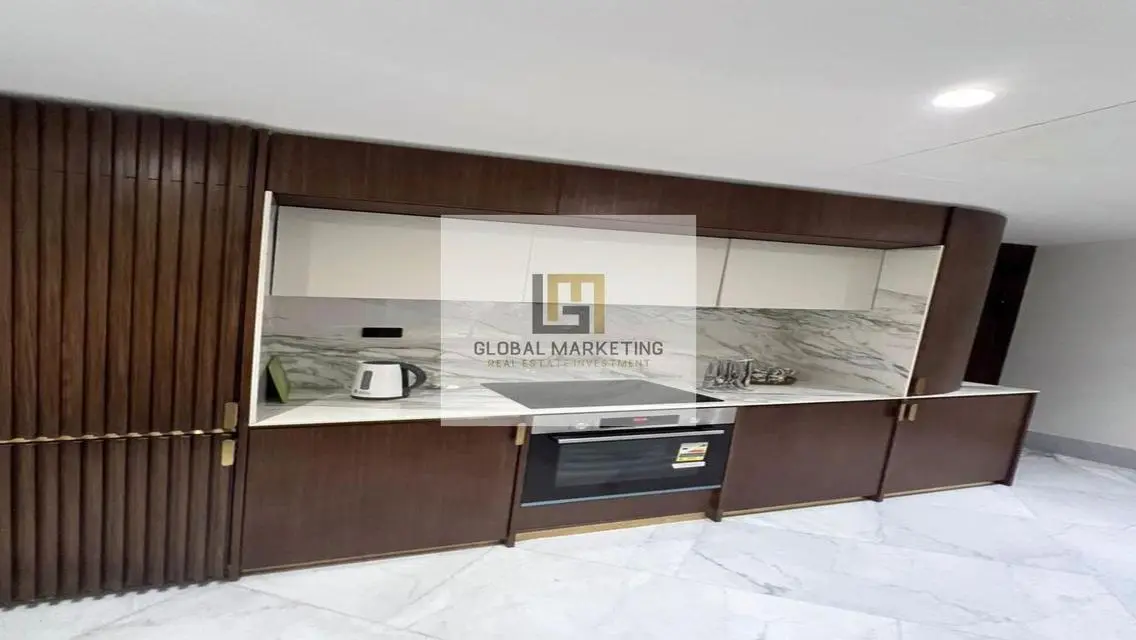 Fully furnished apartment, prime location