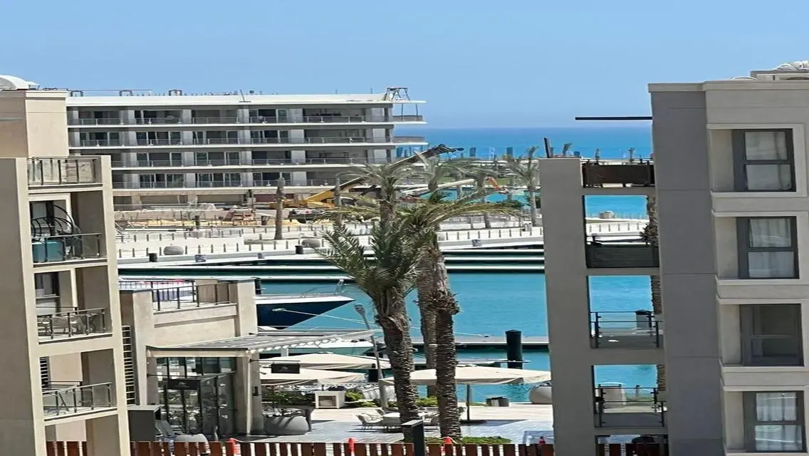 شقة فاخرة في قلب المدينة مع حارس أمن