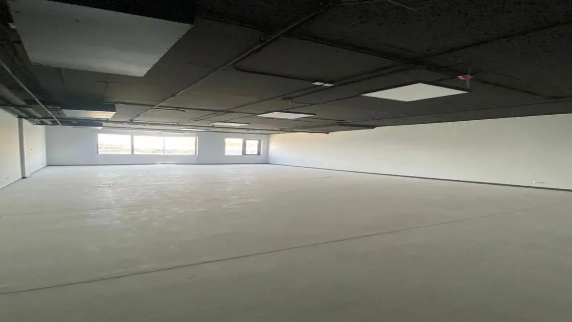 Finished office with ACs ready to move in Beverly