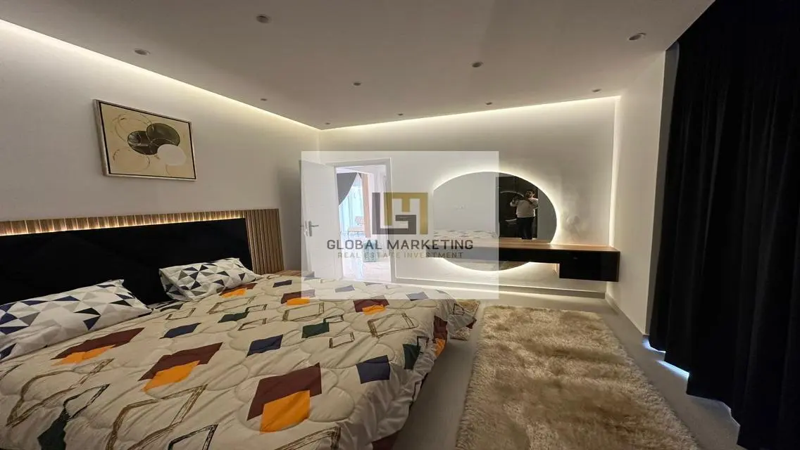 للسكن فورا شقه الترا مودرن للايجار بكمبوند ليك فيو