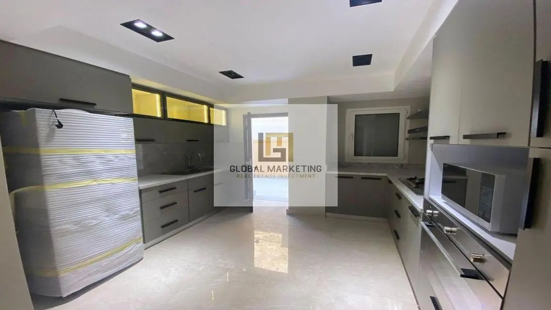 Semi-furnished villa in a prime location , garden