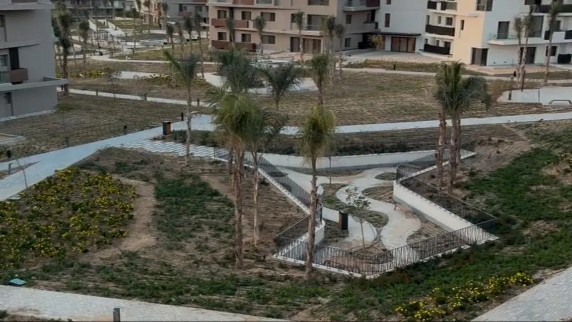 شقه مطبخ و تكيفات للأيجار في كمبوند سوديك فيليت