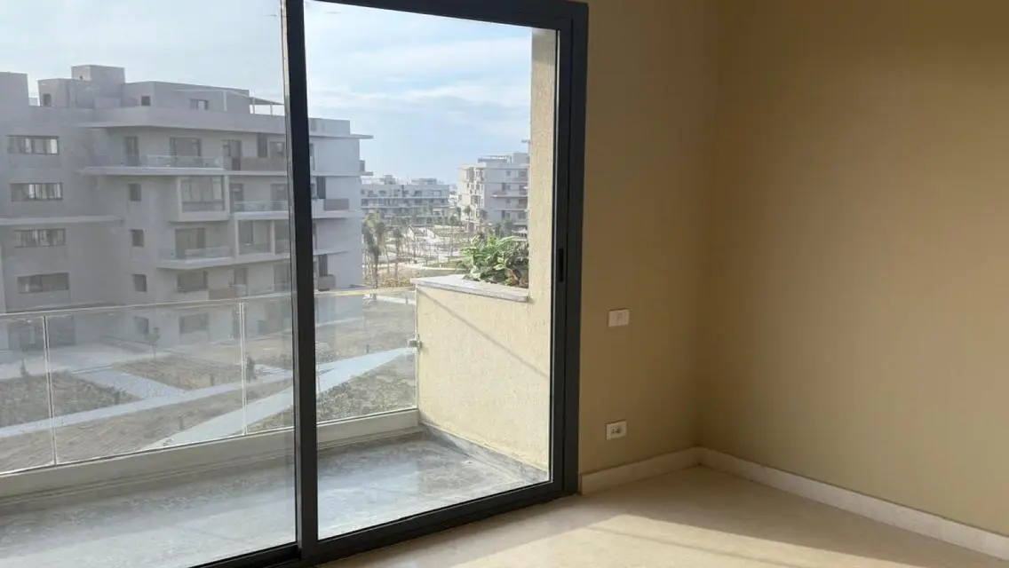 شقه مطبخ و تكيفات للأيجار في كمبوند سوديك فيليت