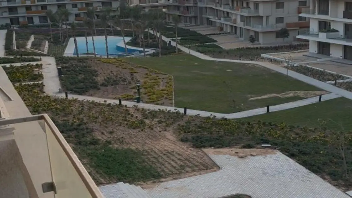 شقه مطبخ و تكيفات للأيجار في كمبوند سوديك فيليت