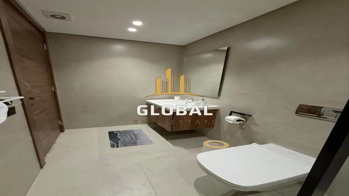 ستوديو مفروش بالكامل للأيجار في سيلفر بالم