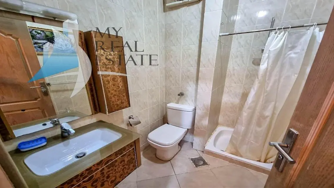 Pool view furnished 1 bed in British Resort