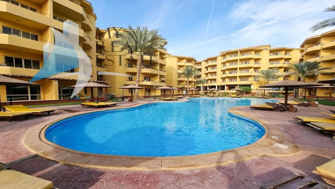 Pool view furnished 1 bed in British Resort