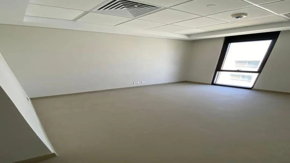 Finished clinic ready to move in West Medical