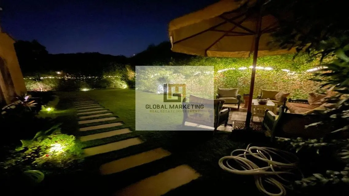Furnished townhouse in a prime location - garden