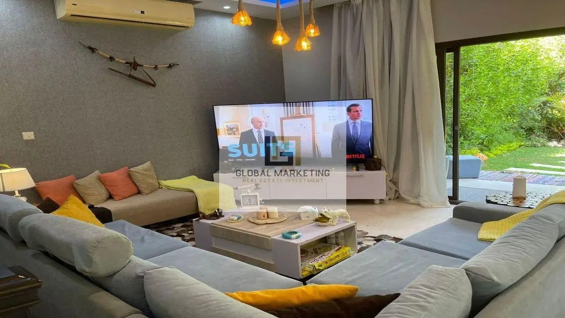 Furnished townhouse in a prime location - garden