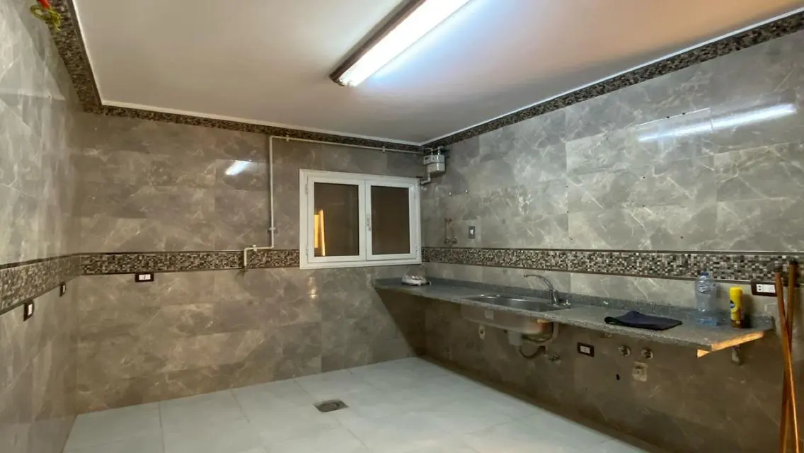 Apartment for rent in Compound The Square