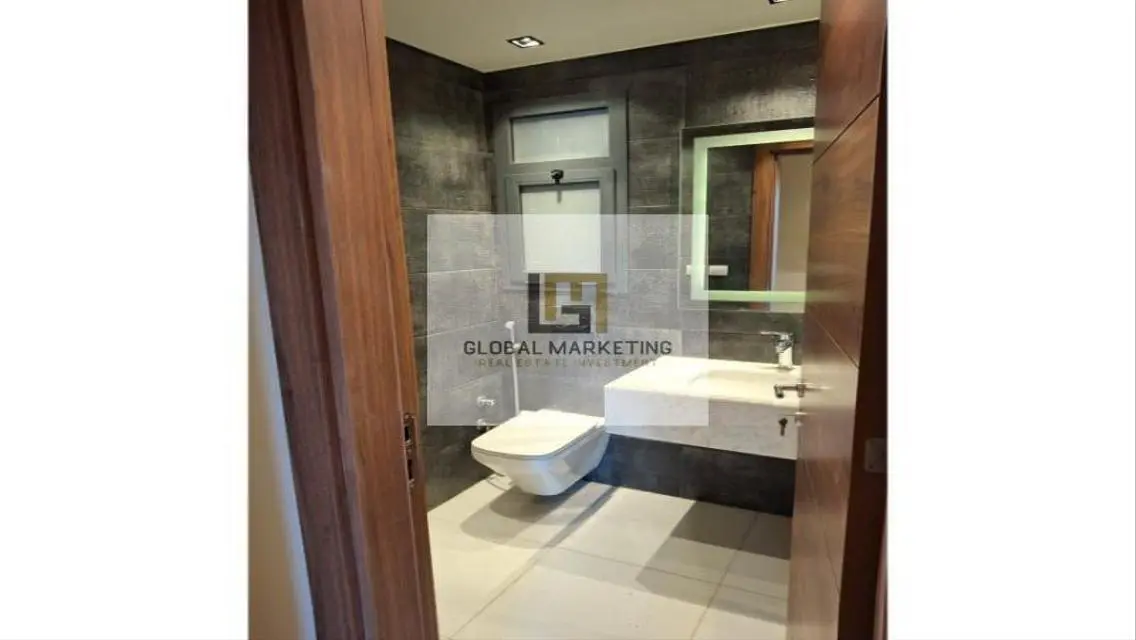 Ground floor apartment with garden for rent