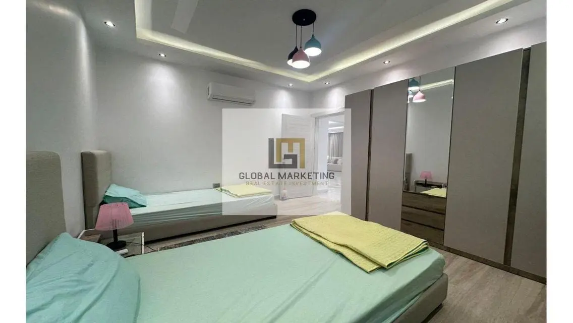 شقة للايجار في احد ارقي كمبوندات التجمع الخامس داخ