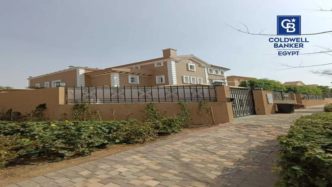 Special Twin House in Sixth Settlement - HYDE PARK
