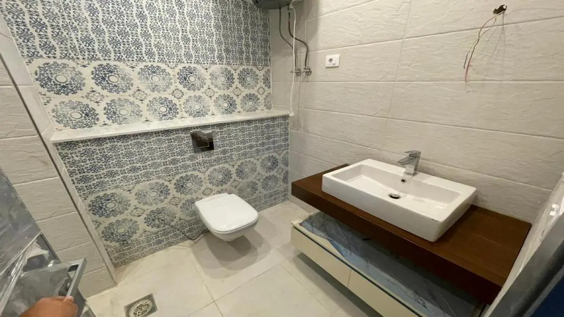 Semi furnished penthouse for rent in Villette 