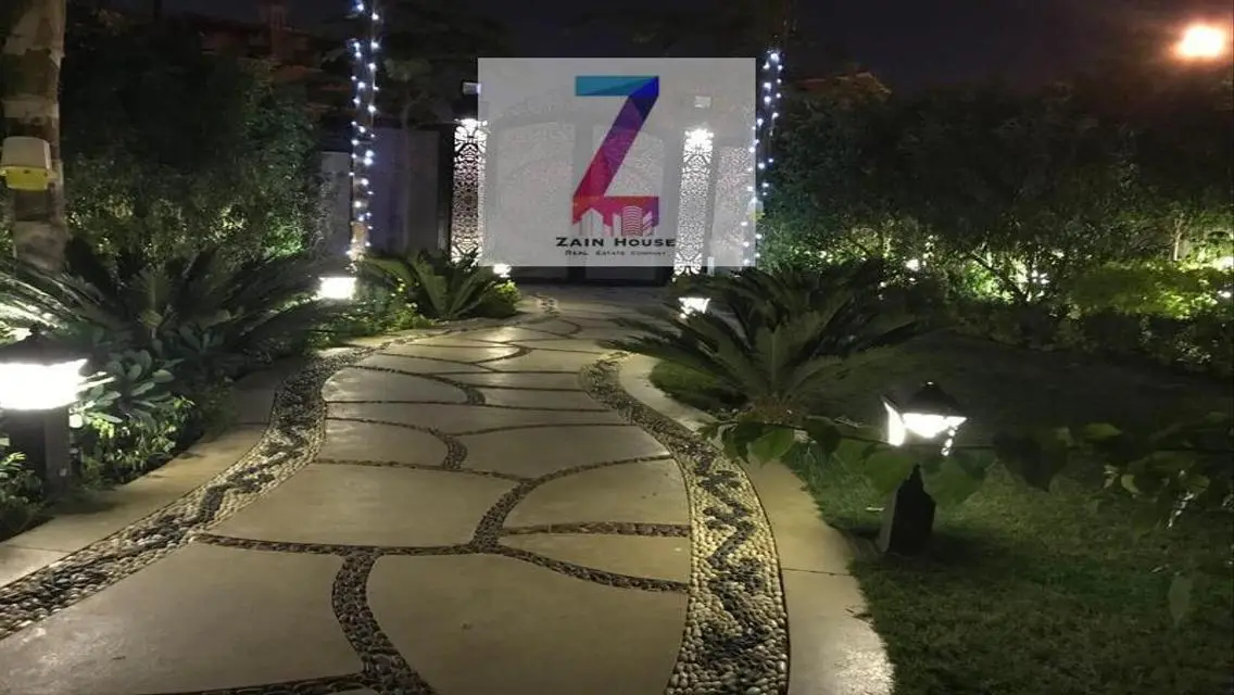 - For sale, a distinctive villa in the Fifth Settl