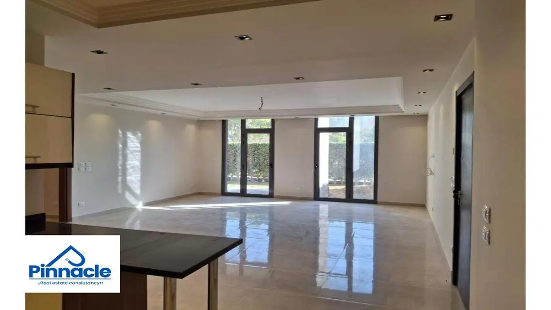 Ground floor apartment with a very special garden