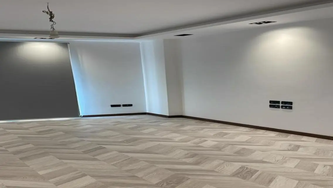 شقه مطبخ و تكيفات للأيجار في كمبوند سوديك فيليت