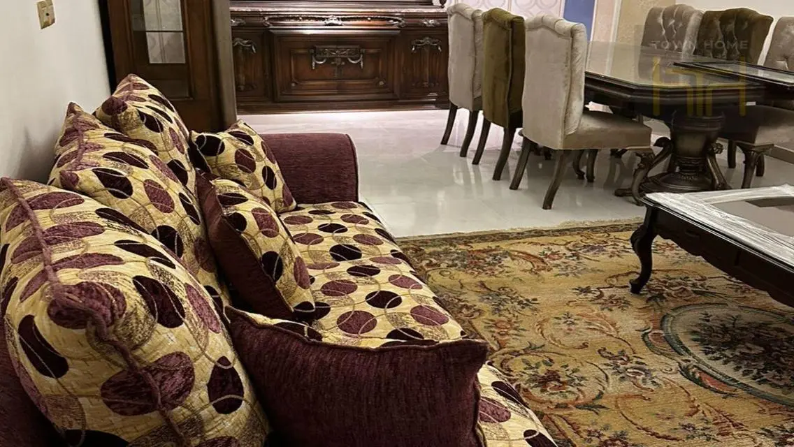 شقه155م للايجار بالرحاب بالمطبخ والتكيف والسخانات