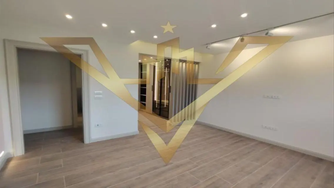 Super Lux With Kitchen ACs