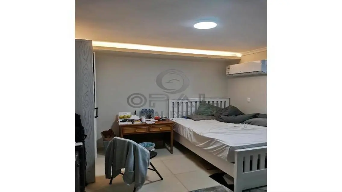 Furnished Studio for Rent in Westown Beverly Hills