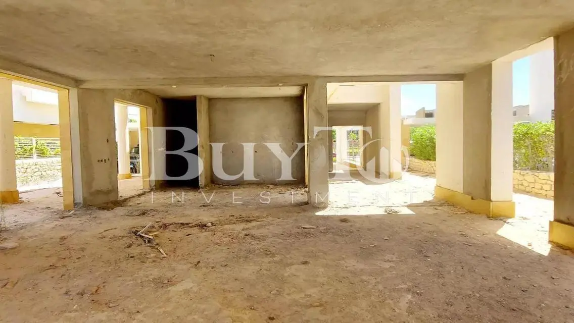 Standalone villa for sale in seashell