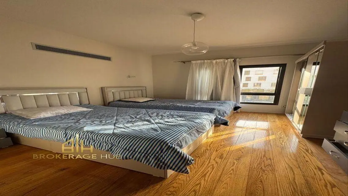 An apartment for rent in a location Eastown ,