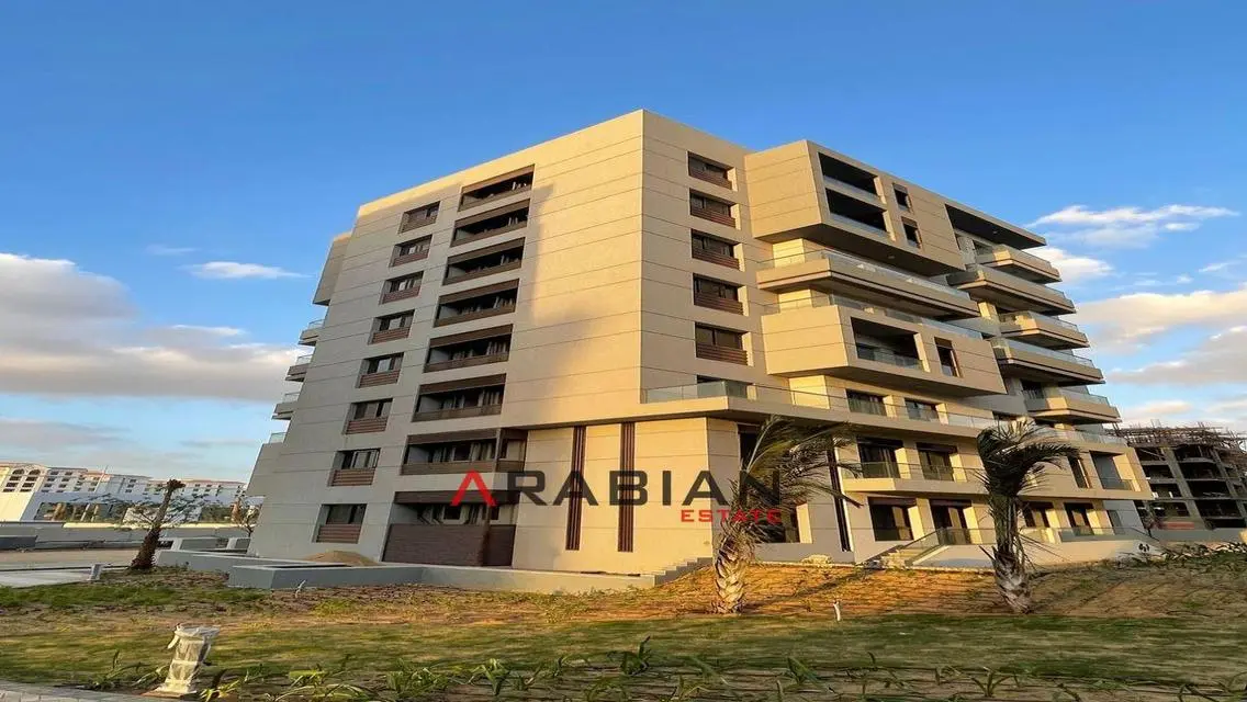 dp milion and own apt 181m +50garden inst-8y