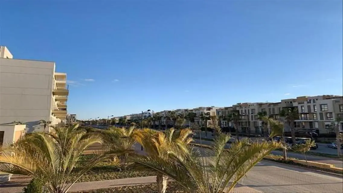 Luxury Apartment with Spacious Layout and Exceptional Amenities
