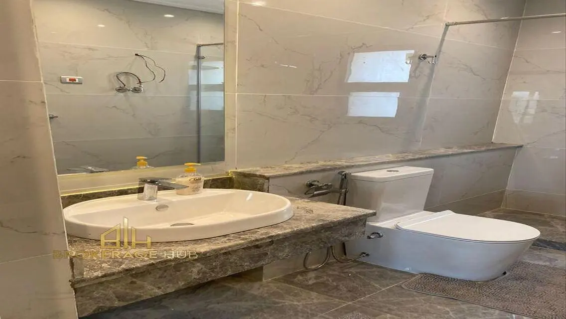 An apartment for rent  in a location Eastown ,