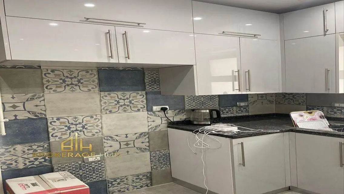 An apartment for rent  in a location Eastown ,