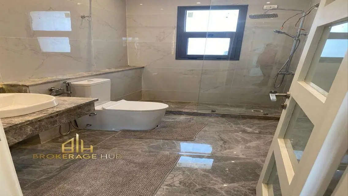An apartment for rent  in a location Eastown ,